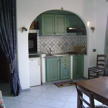 Sweet Apartment *